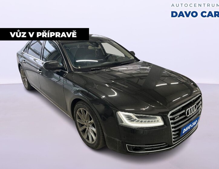 Audi A8 2