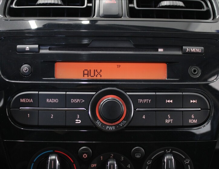 Mitsubishi Space Star 10