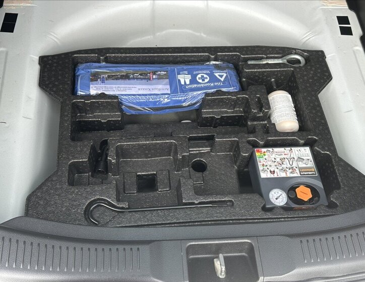 Suzuki S-Cross Hatchback 998,0 82 kw