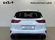 KIA Ceed 5