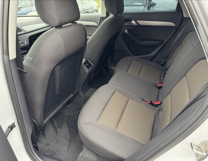 Audi Q3 SUV 2,0 l 103 kw