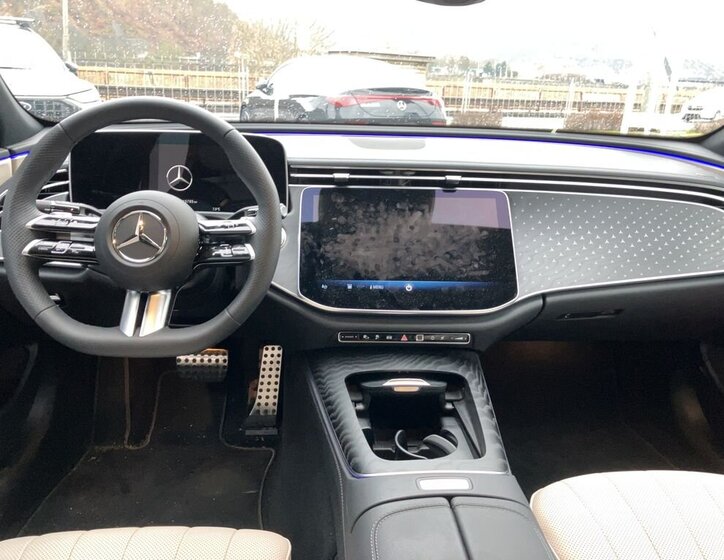 Mercedes-Benz Třídy E Sedan / Limuzína 2,0 l 290 kw