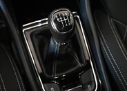 Škoda Karoq SUV 1,5 l 110 kw