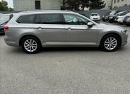 Volkswagen Passat 13