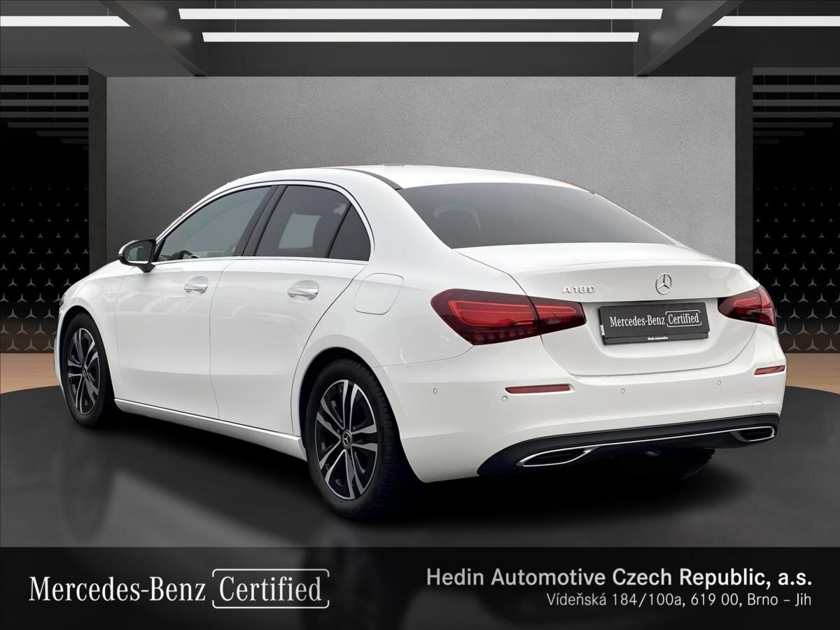 Mercedes-Benz Třídy A Sedan 1,3 l 100 kw