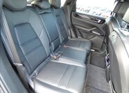 Porsche Cayenne SUV 2,9 l 324 kw