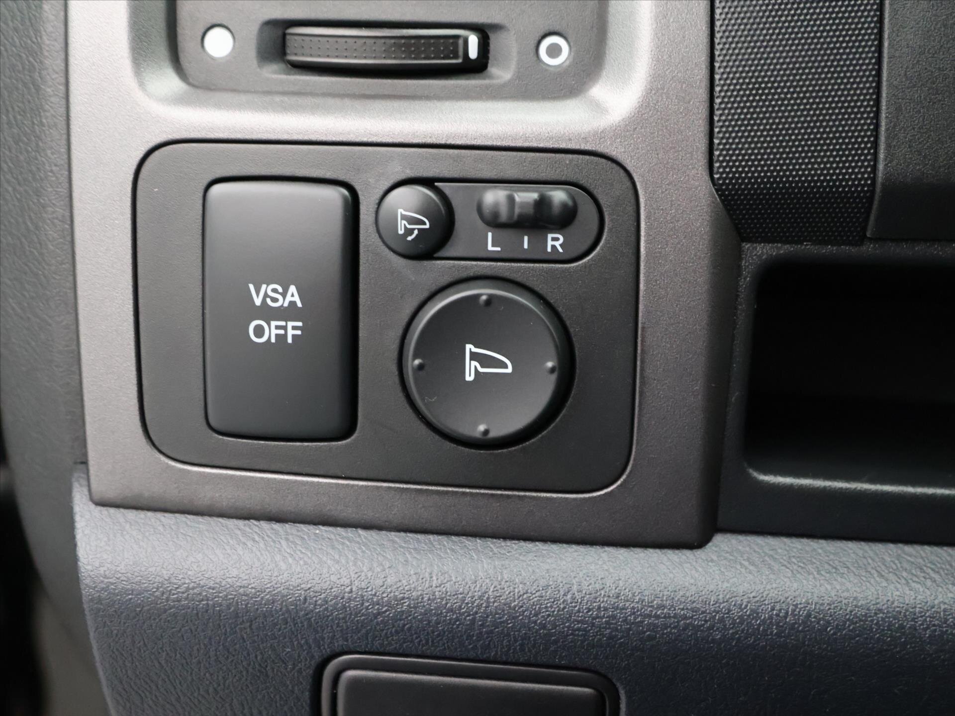 Honda CR-V SUV / Terénní 2,4 l 122 kw