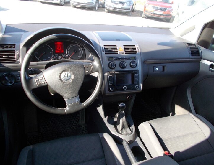 Volkswagen Touran MPV 1,9 l 77 kw