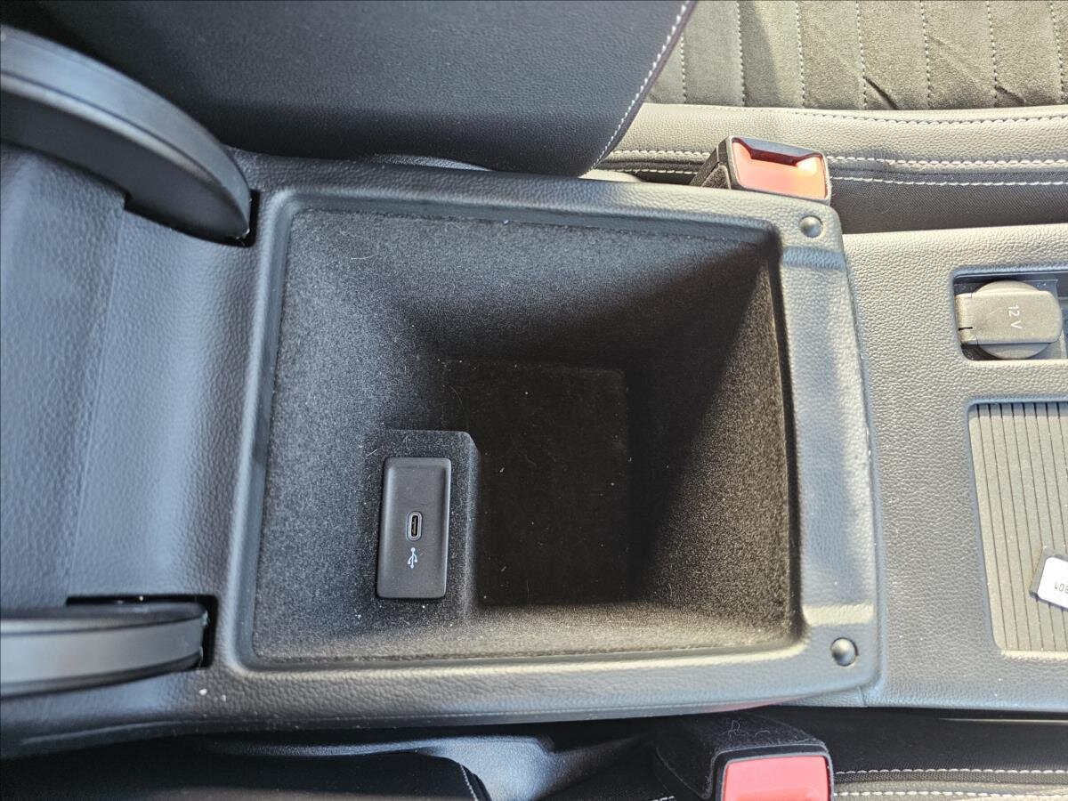 Volkswagen Passat Kombi 2,0 l 110 kw