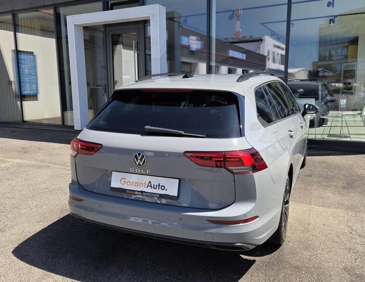 Volkswagen Golf Kombi 2,0 l 85 kw