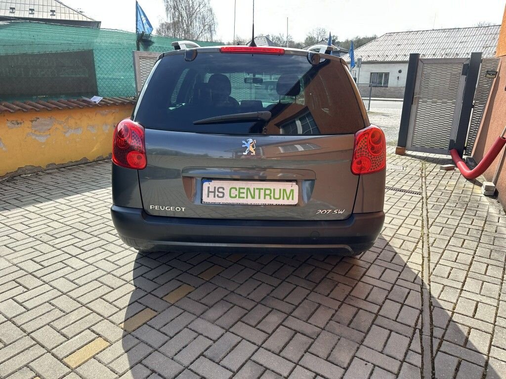 Peugeot 207 Kombi 1,6 l 88 kw