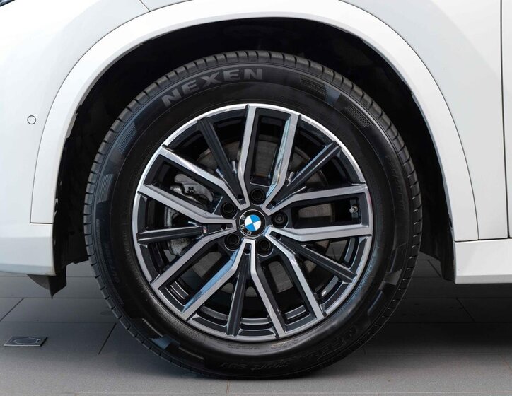 BMW X1 SUV 2,0 l 160 kw