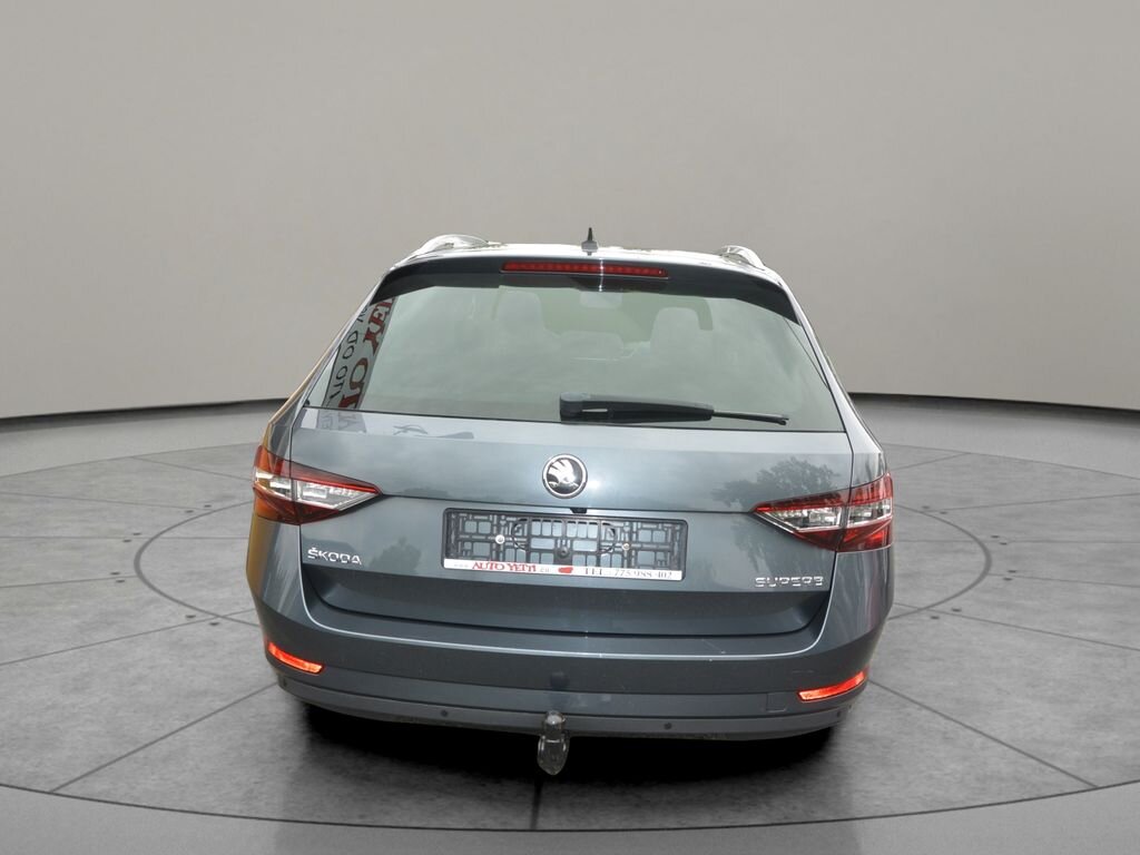 Škoda Superb Kombi 2,0 l 140 kw
