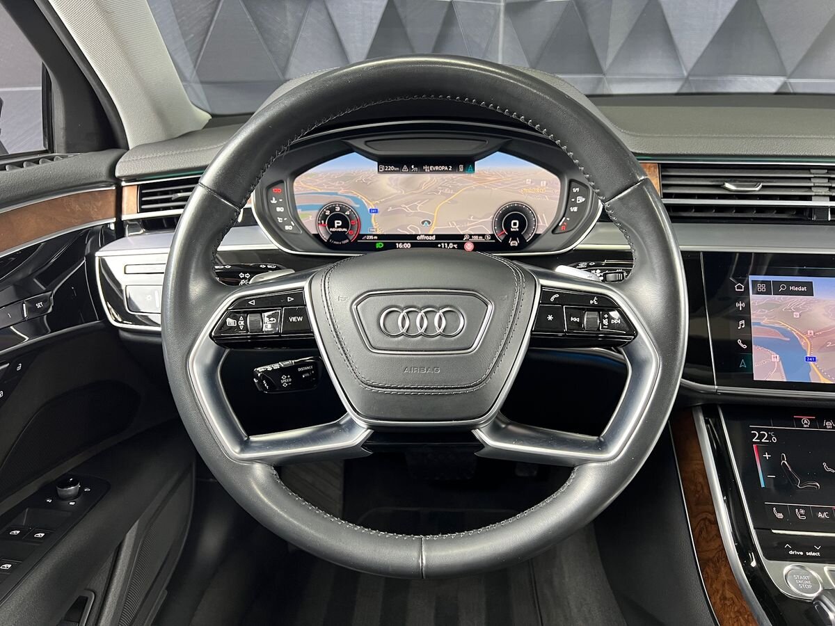 Audi A8 Sedan / Limuzína 3,0 l 210 kw