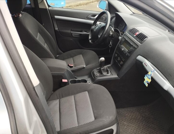 Škoda Octavia Kombi 2,0 l 103 kw