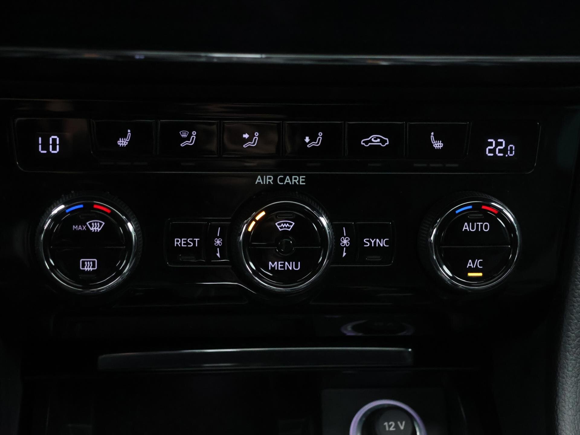 Škoda Superb Liftback 1,8 l 132 kw