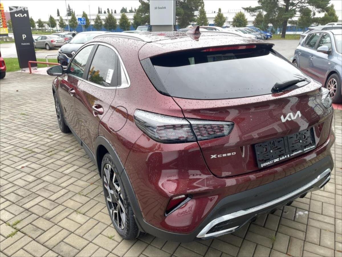 KIA XCeed SUV / Terénní 1,6 l 110 kw