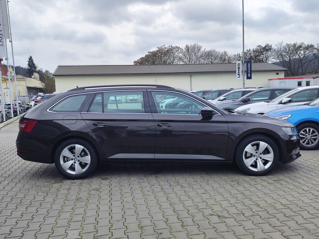 Škoda Superb
