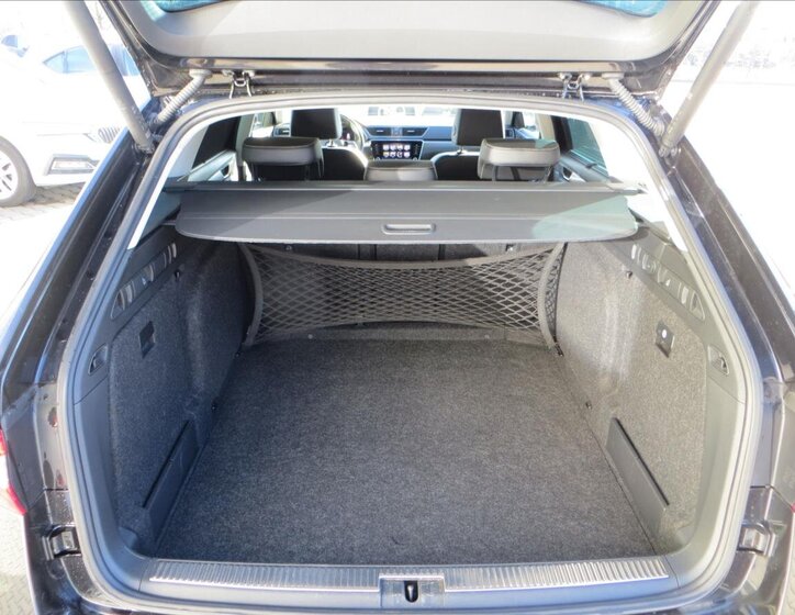 Škoda Superb Kombi 2,0 l 110 kw