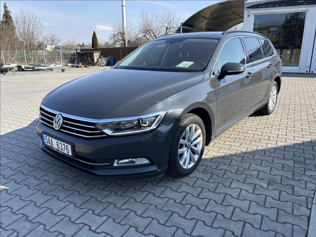 Volkswagen Passat Kombi 2,0 l 110 kw