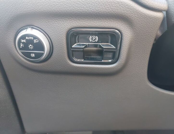 Mercedes-Benz EQE 22