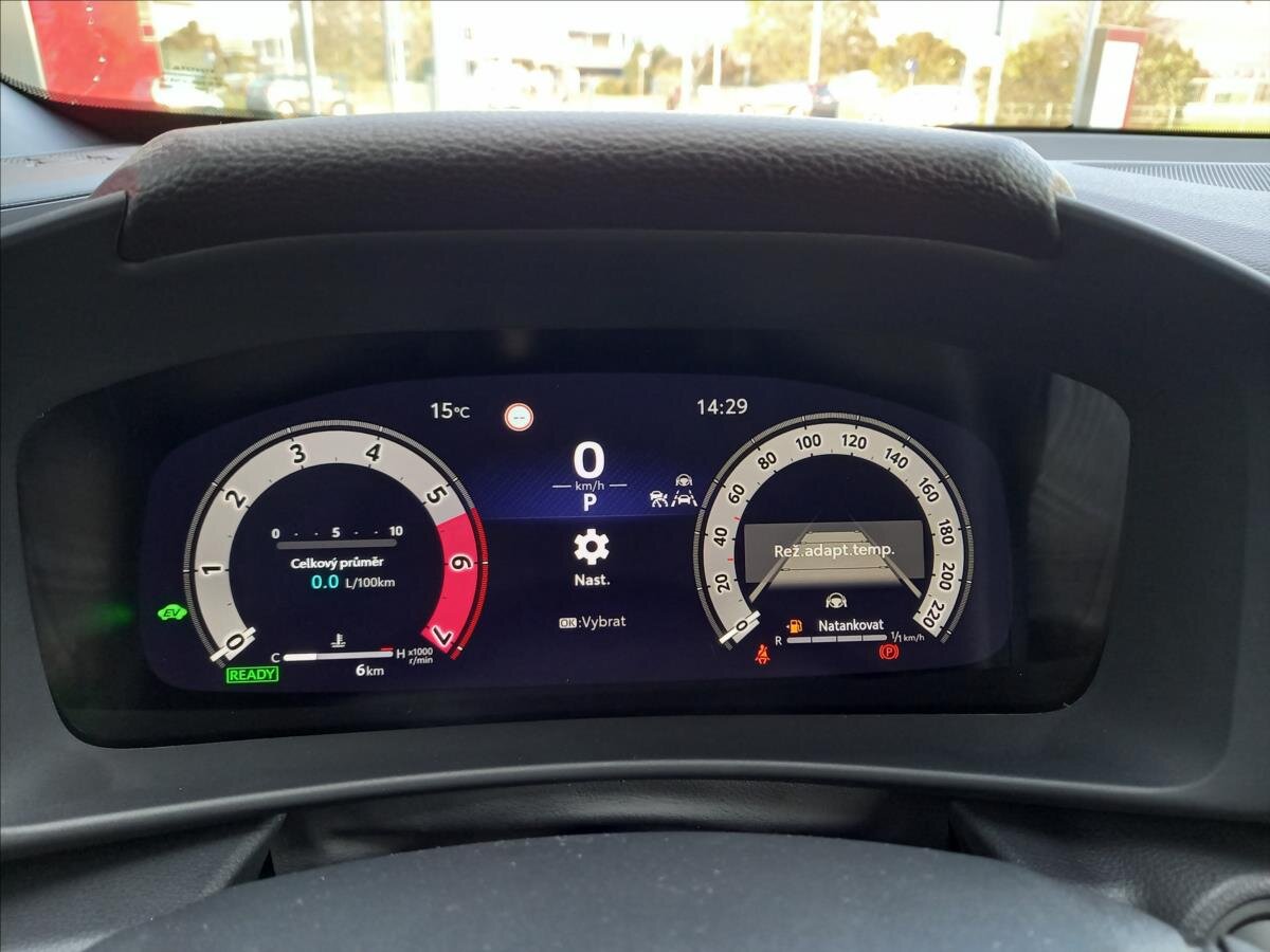 Toyota C-HR SUV 1,8 l 103 kw