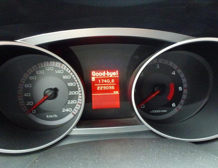 Mitsubishi Outlander SUV / Terénní 2,0 l 103 kw