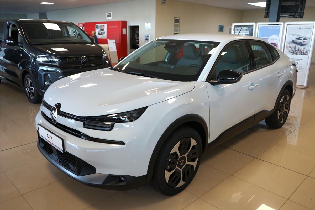 Citroën C4 X