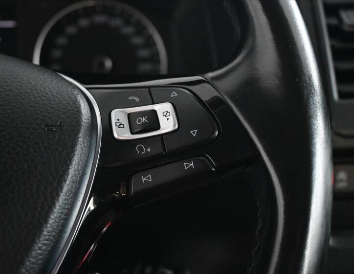 Volkswagen Transporter 18