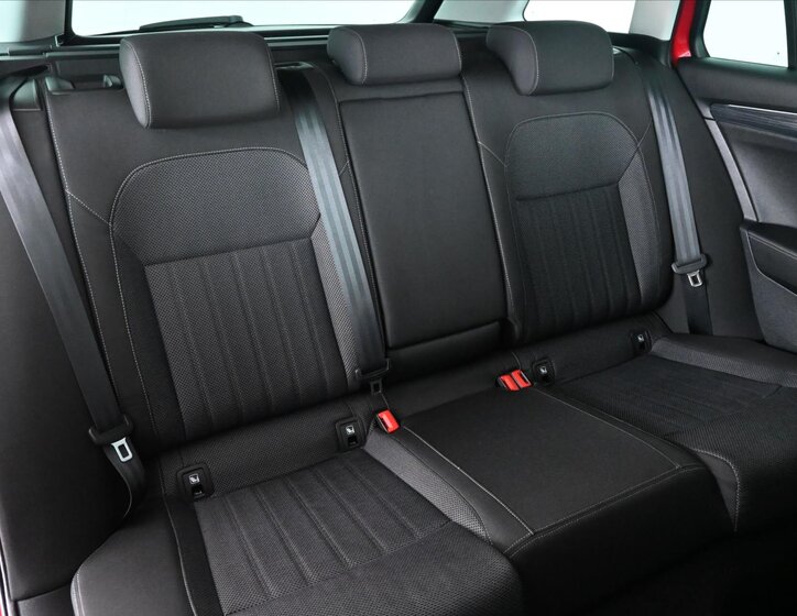 Škoda Superb Kombi 2,0 l 110 kw