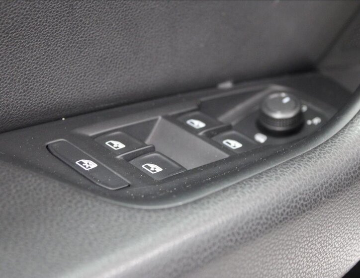 Volkswagen Passat Kombi 2,0 l 110 kw