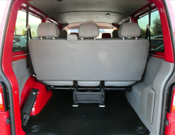 Volkswagen Transporter 12