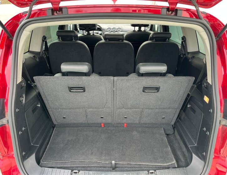 Ford S-MAX MPV 2,0 l 176 kw