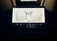 Tesla Model 3 Sedan 0,0 324 kw