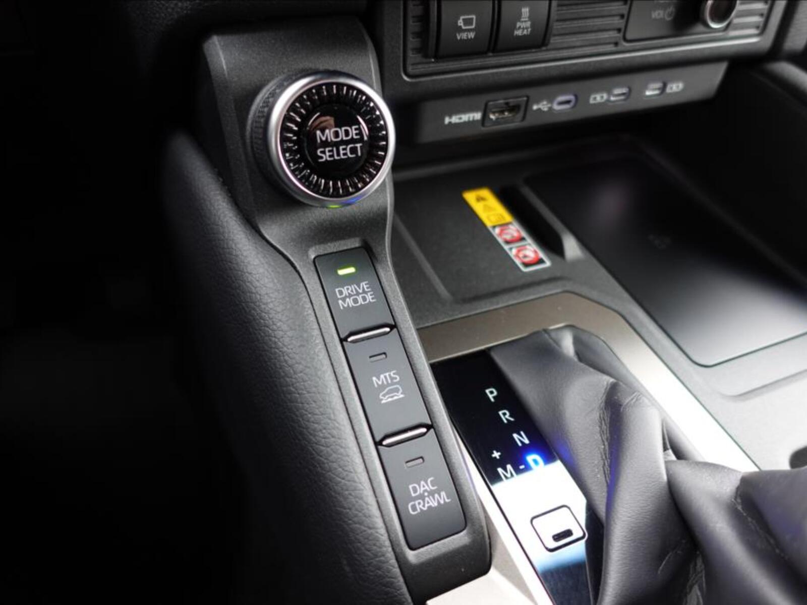 Toyota Land Cruiser 25