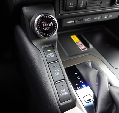 Toyota Land Cruiser 25