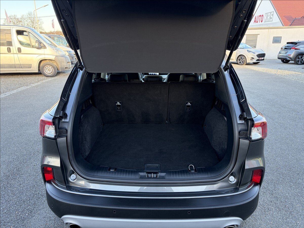 Ford Kuga SUV / Terénní 2,5 l 165 kw