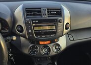 Toyota RAV4 Kombi 2,2 l 110 kw