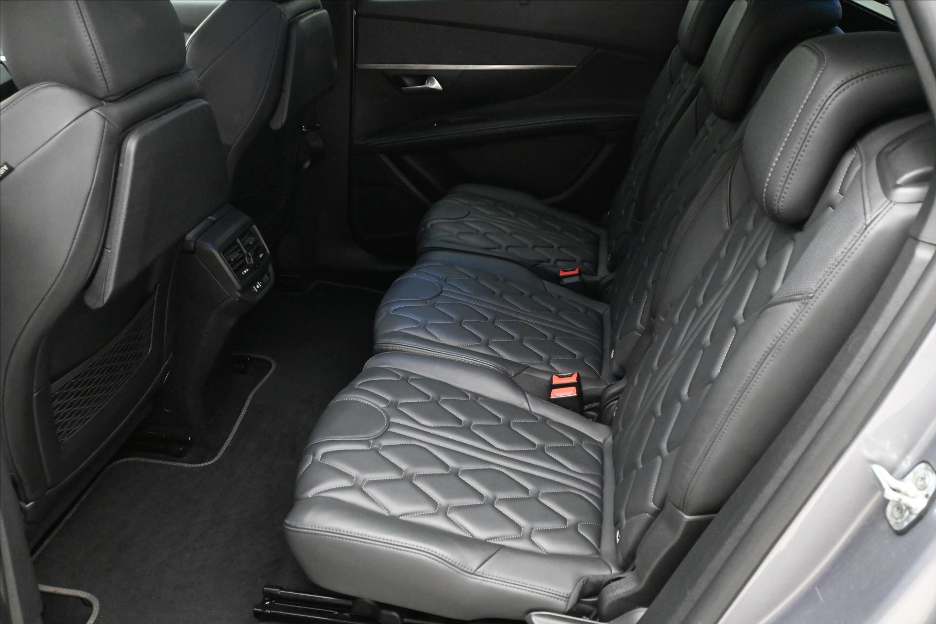 Peugeot 5008 SUV / Terénní 1,5 l 96 kw