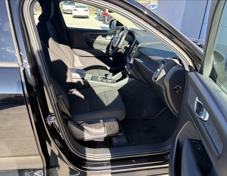 Volvo XC40 Kombi 1,5 l 95 kw