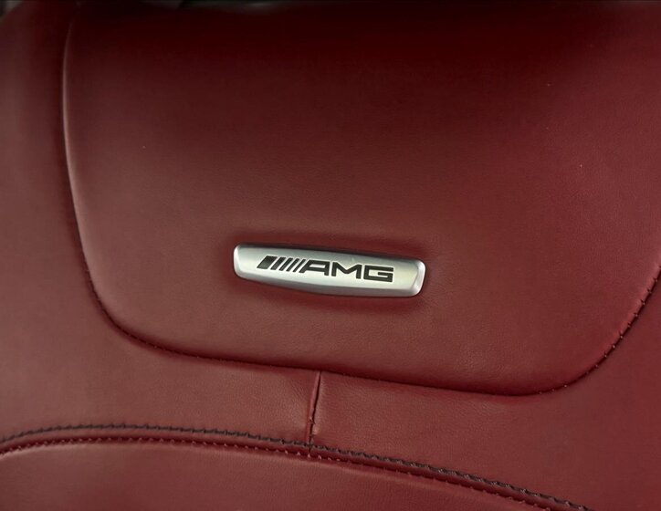 Mercedes-Benz CLS Sedan 3,0 l 320 kw