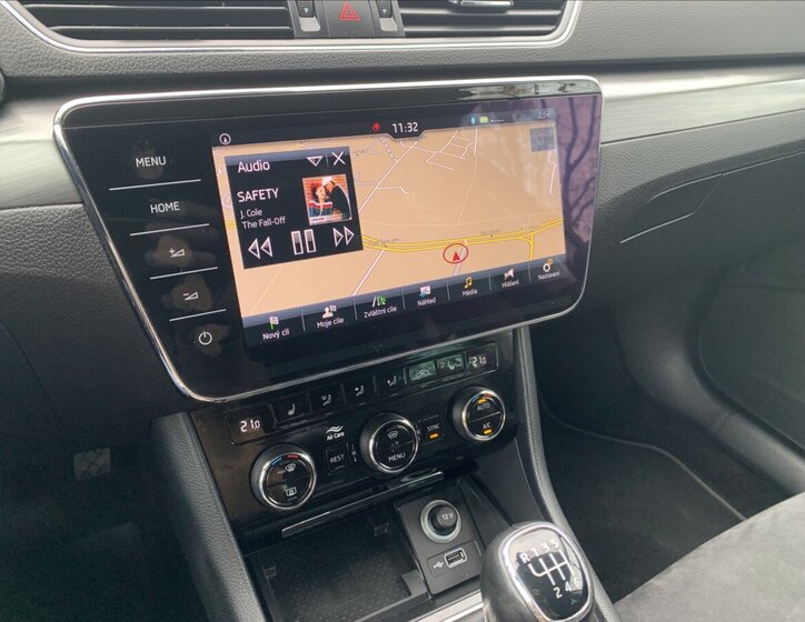 Škoda Superb Kombi 2,0 l 110 kw