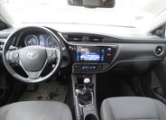 Toyota Corolla Sedan 1,6 l 97 kw