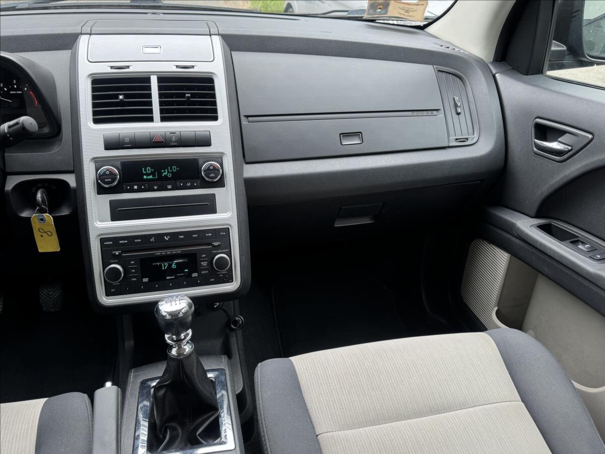 Dodge Journey MPV 2,0 l 103 kw