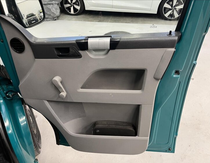 Volkswagen Transporter 20