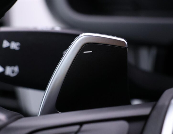 BMW X5 SUV / Terénní 3,0 l 230 kw