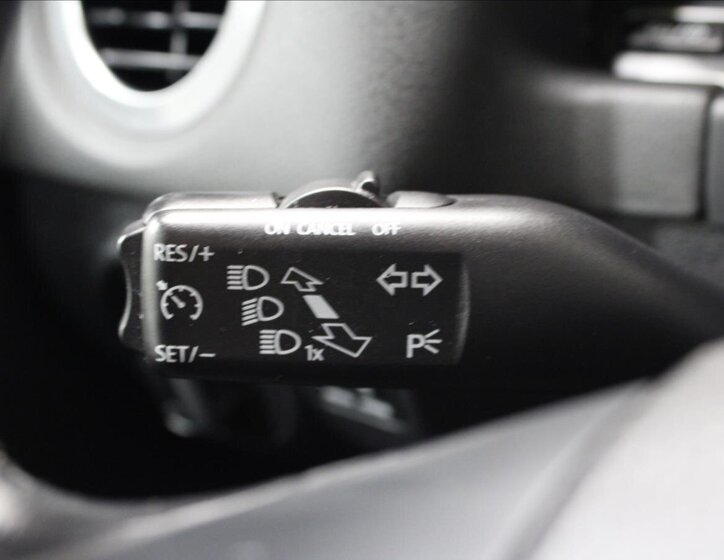 Volkswagen Tiguan Kombi 2,0 l 103 kw