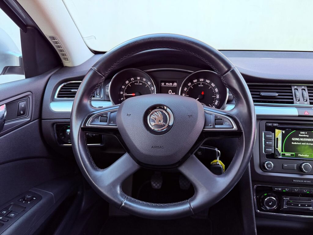 Škoda Superb Kombi 2,0 l 103 kw