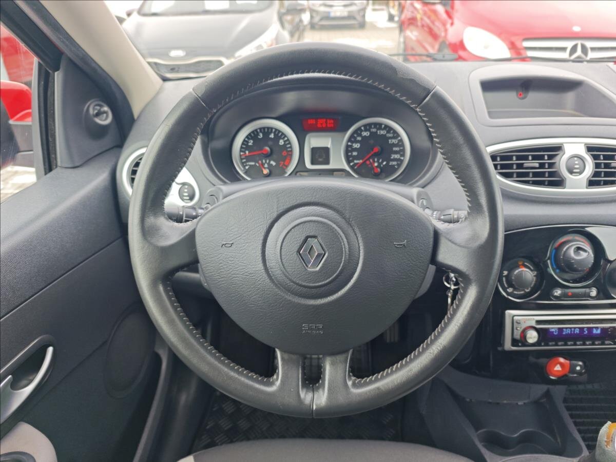 Renault Clio Kombi 1,1 l 55 kw