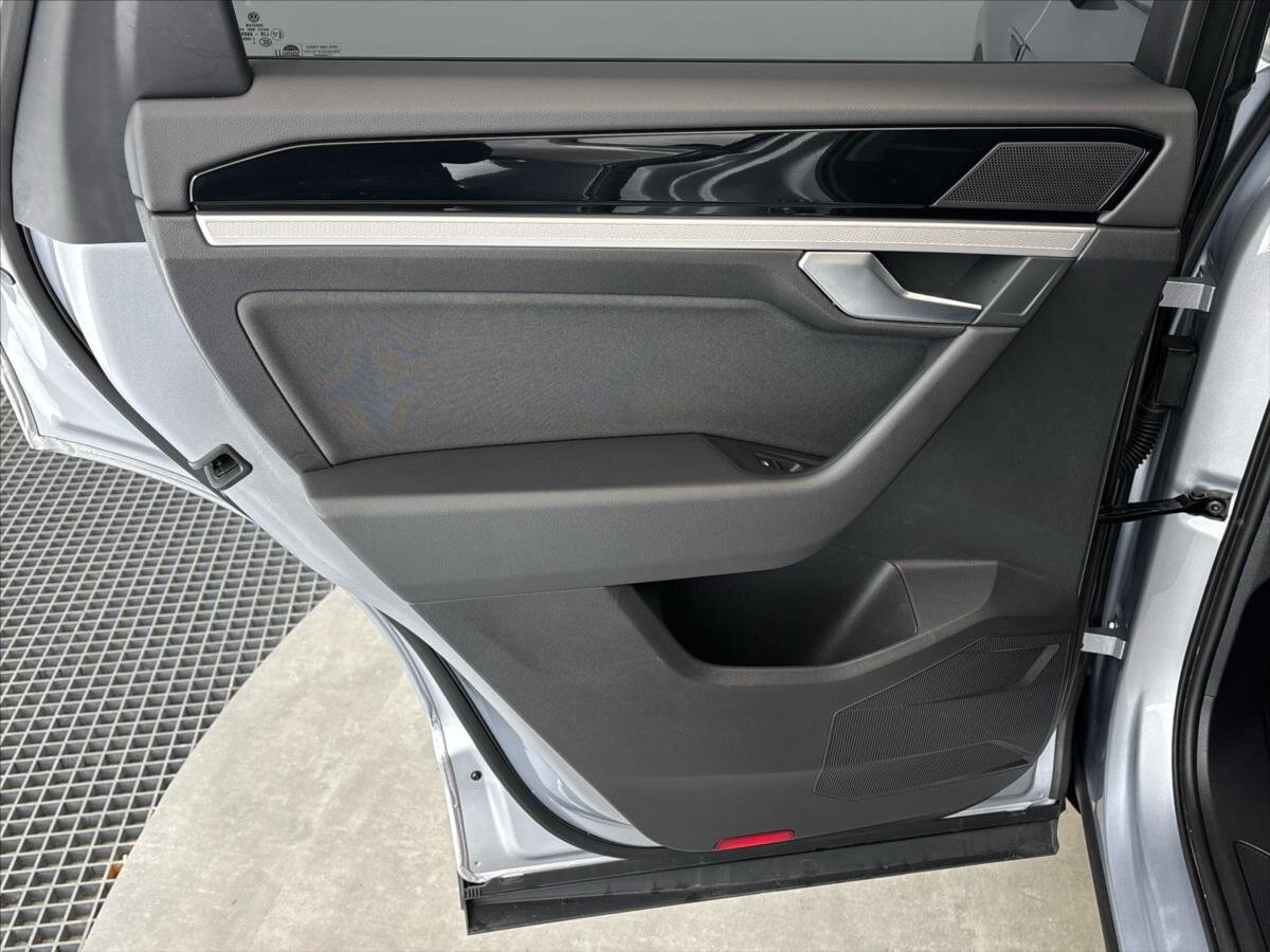 Volkswagen Touareg SUV / Terénní 3,0 l 170 kw